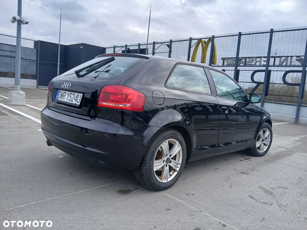 Audi A3 3-drzwiowe 1.6 Ambiente - 6