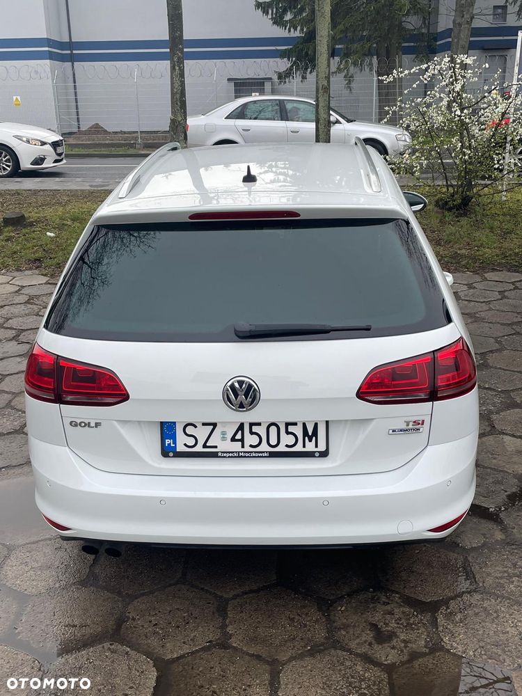 Volkswagen Golf - 10