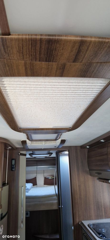 Burstner ELEGANCE 821i - 28