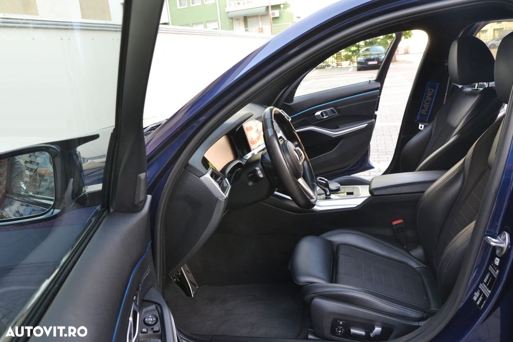 BMW Seria 3 320d Aut. - 12