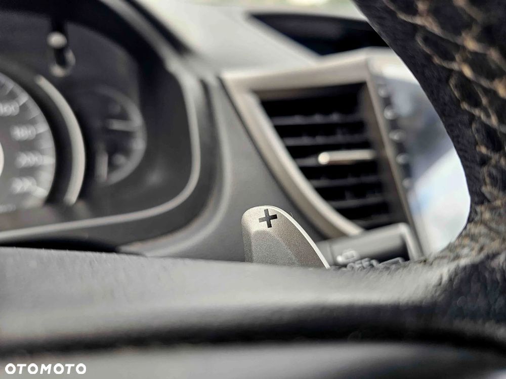 Honda CR-V 2.0i-VTEC 4WD Automatik Lifestyle Plus - 34