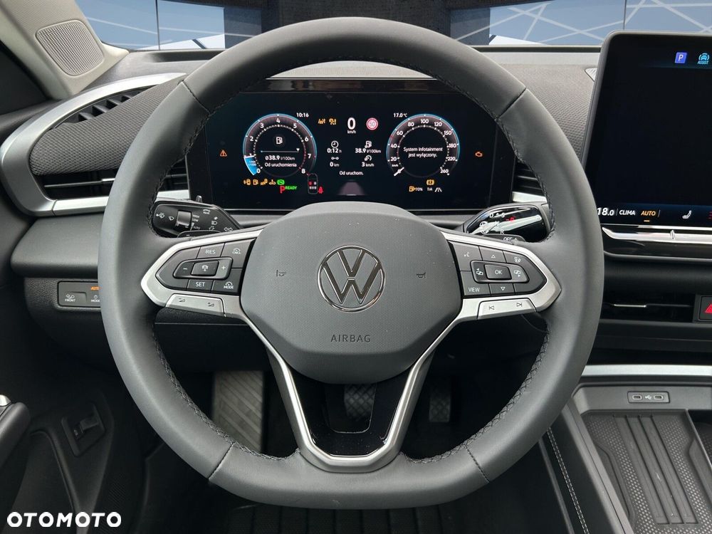 Volkswagen T-Roc - 15
