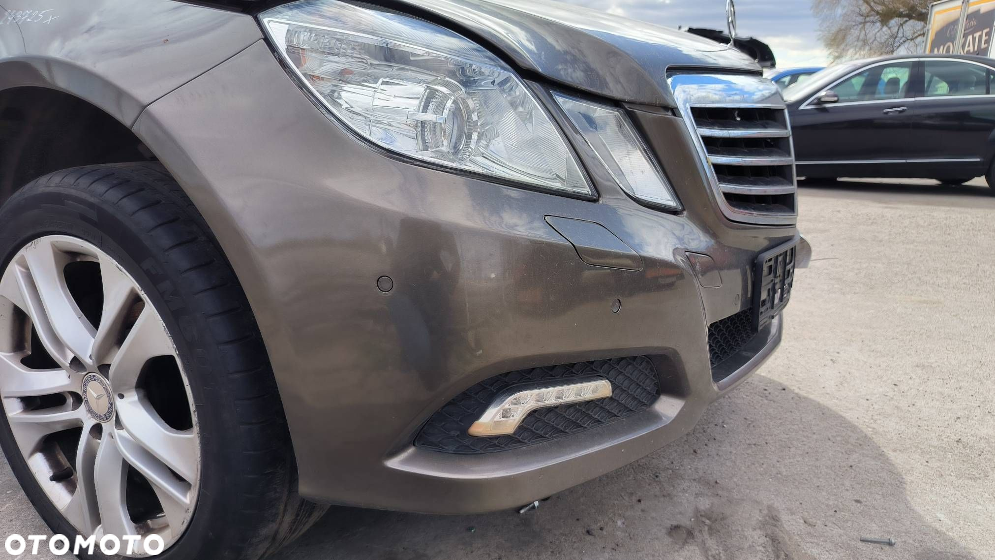 ZDERZAK PRZÓD MERCDES-BENZ KLASA-E W212 - 6