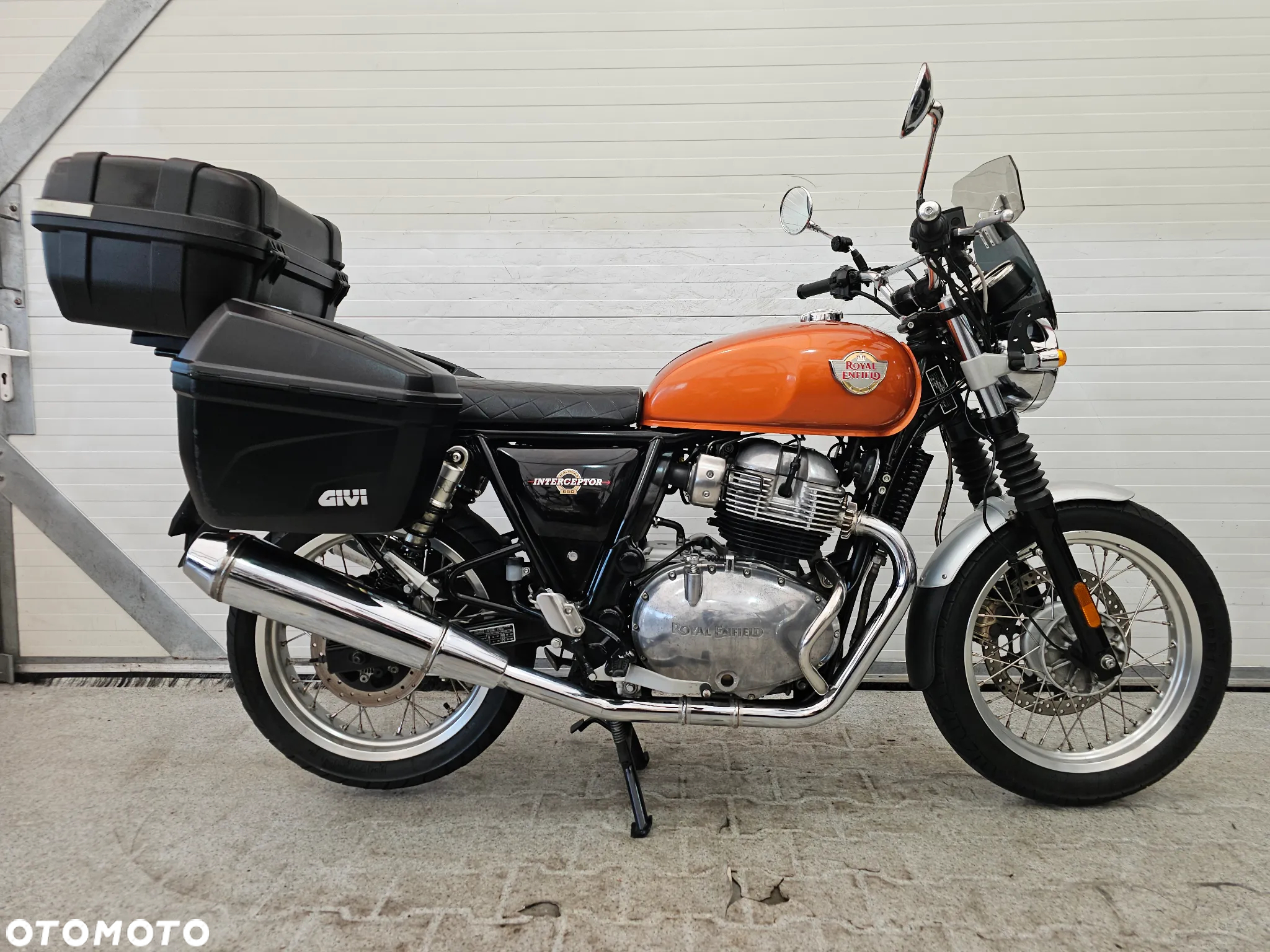 Royal Enfield Continental - 3