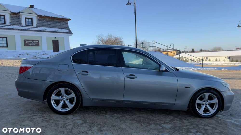 BMW Seria 5 520i Touring Edition Exclusive - 6