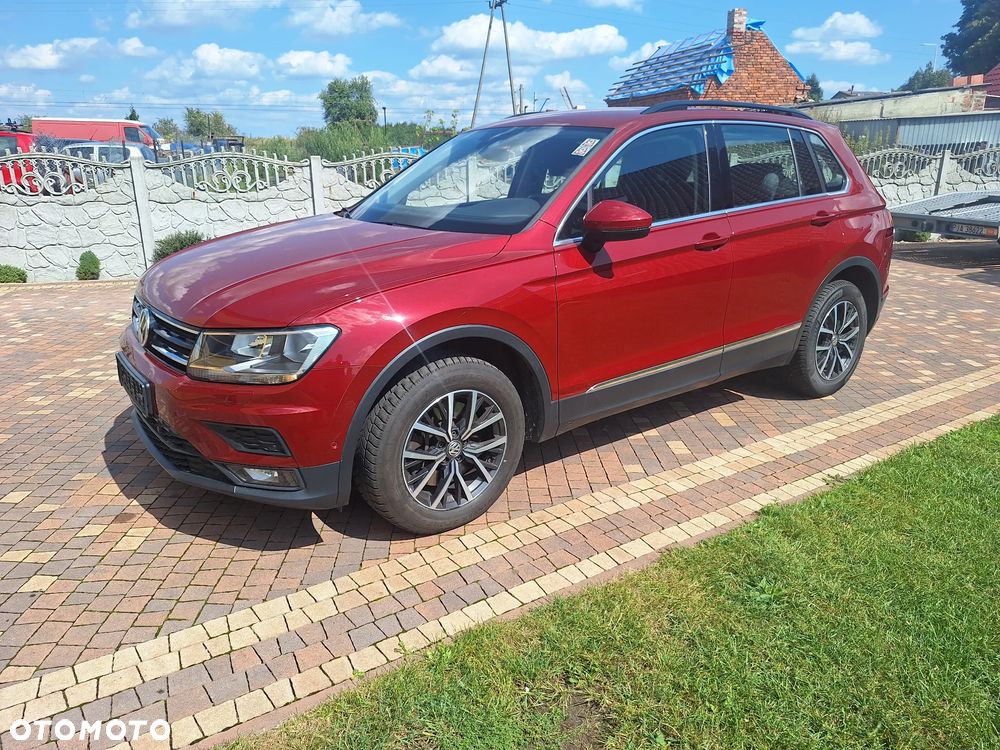 Volkswagen Tiguan - 2