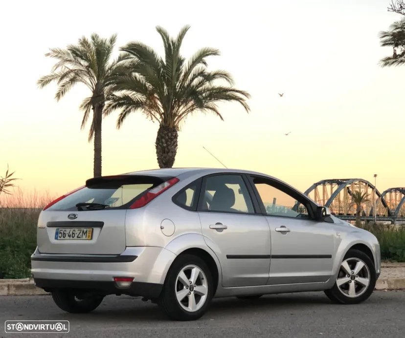 Ford Focus 1.4 Comfort - 2