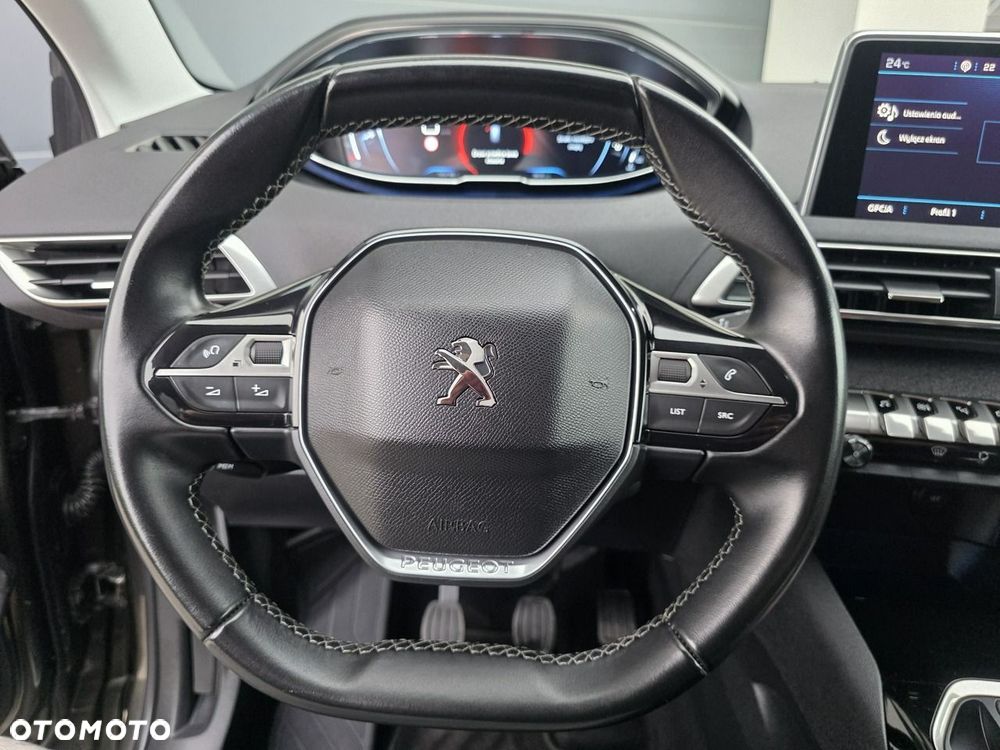 Peugeot 3008 - 8