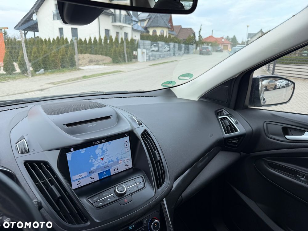 Ford Kuga 2.0 TDCi 4x2 Titanium - 29