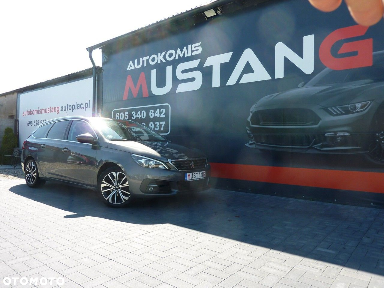 Peugeot 308 - 40