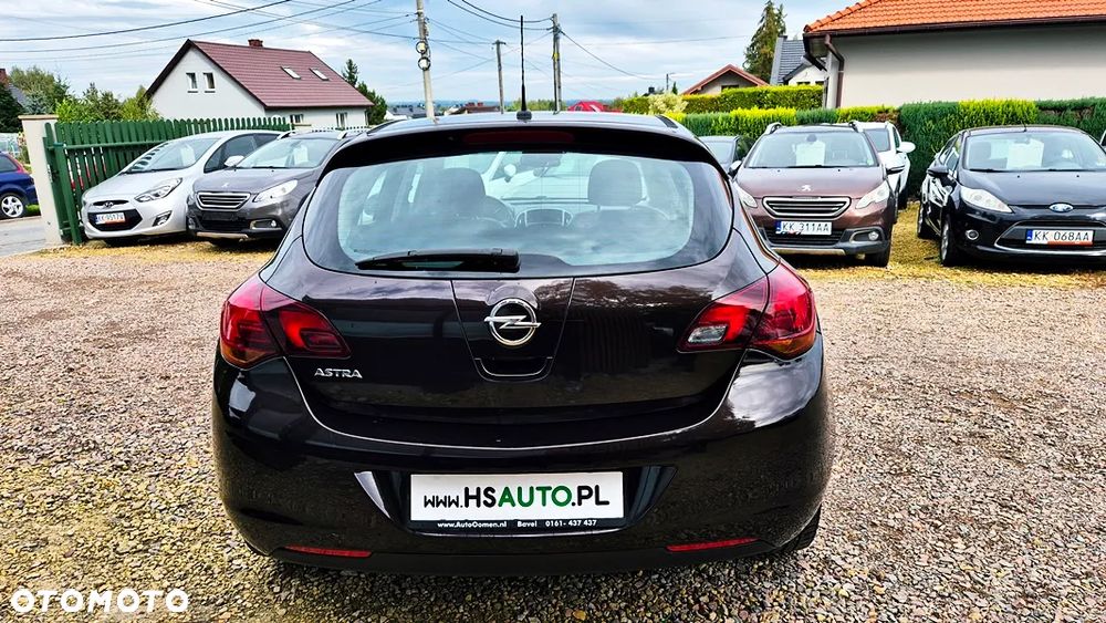 Opel Astra 1.4 Cosmo - 17