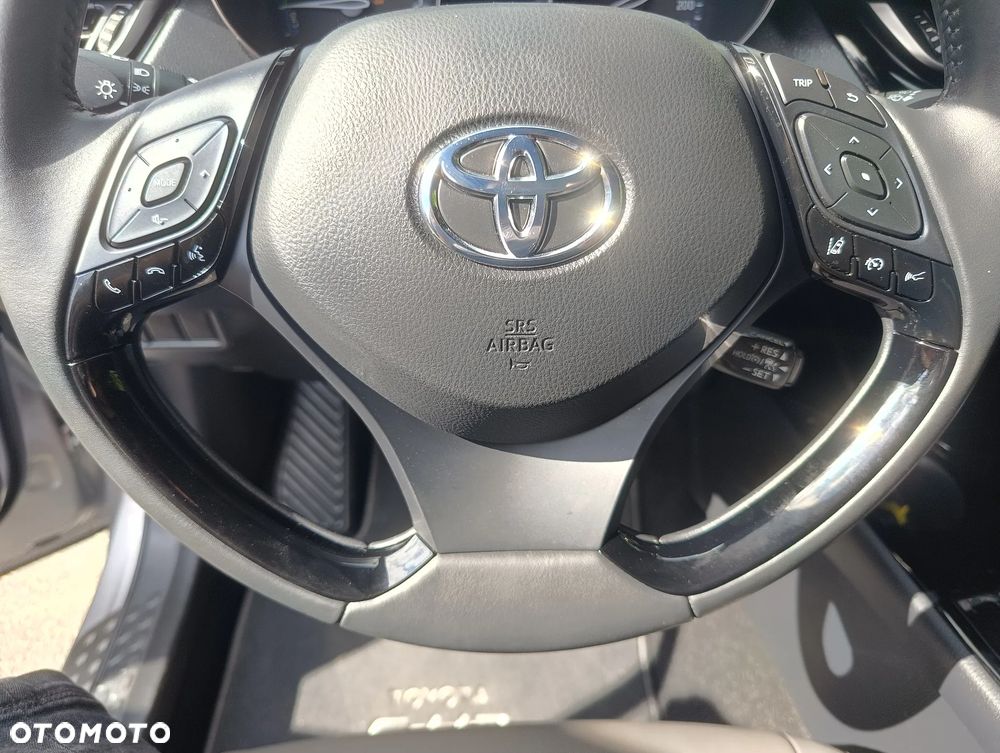 Toyota C-HR Business-Edition - 32