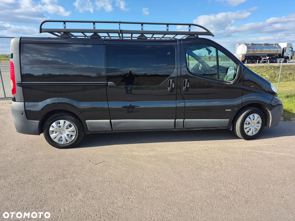 Opel Vivaro - 5