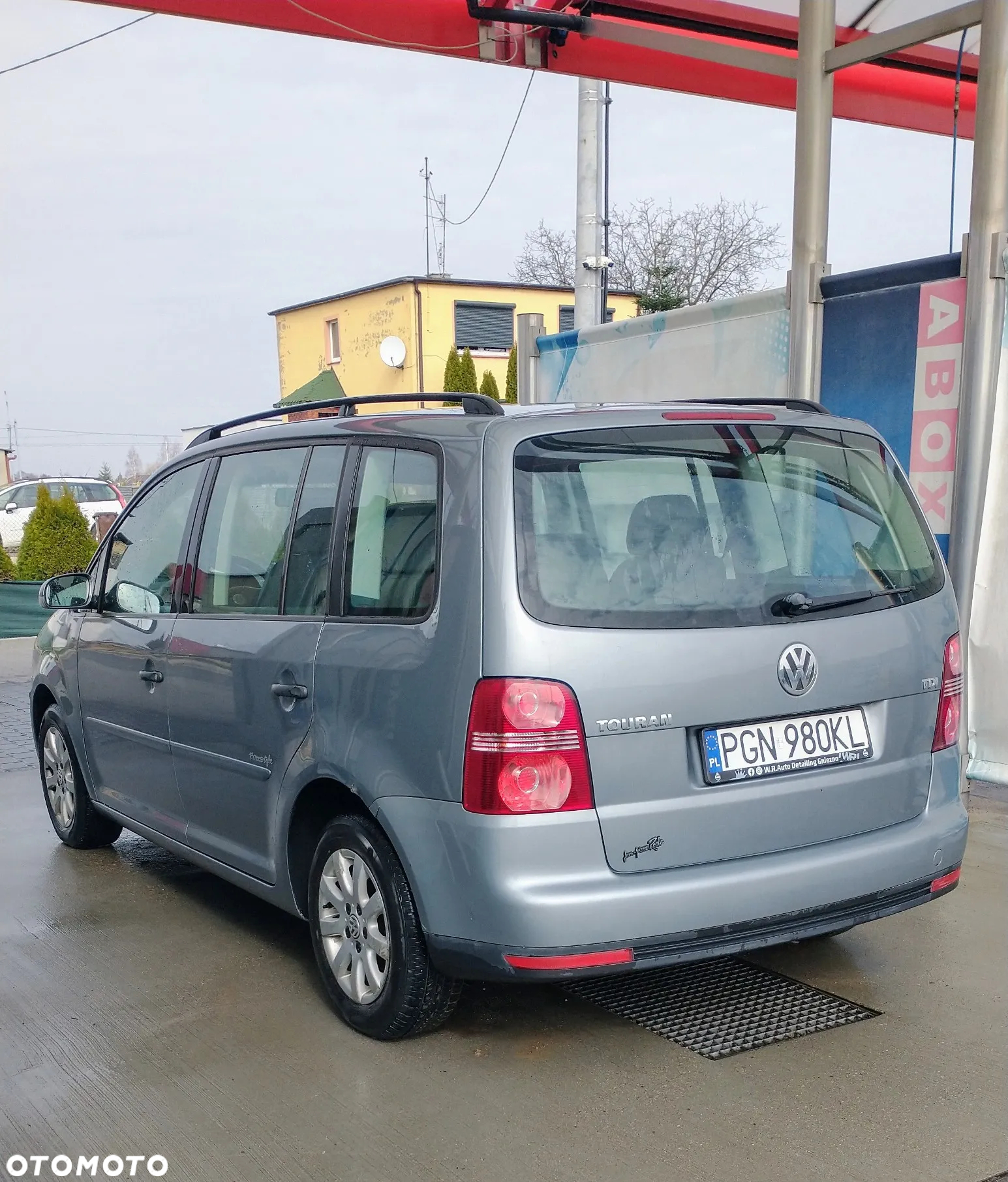 Volkswagen Touran - 6