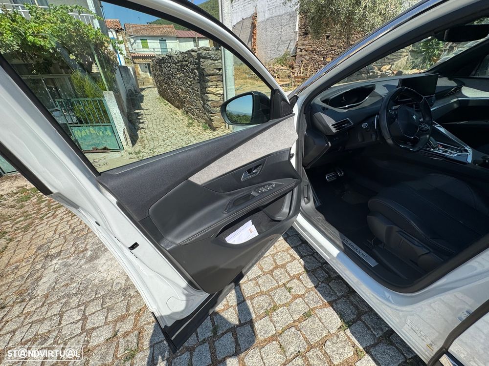 Peugeot 3008 1.5 BlueHDi GT EAT8 - 13