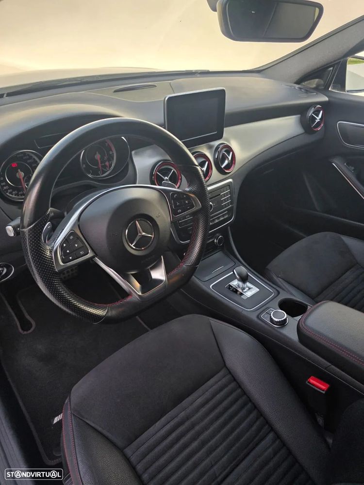 Mercedes-Benz CLA 45 AMG 4Matic Shooting Brake 7G-DCT - 10