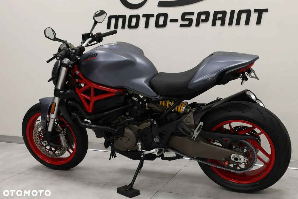 Ducati Monster - 7