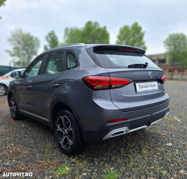 MG ZS HEV - 3