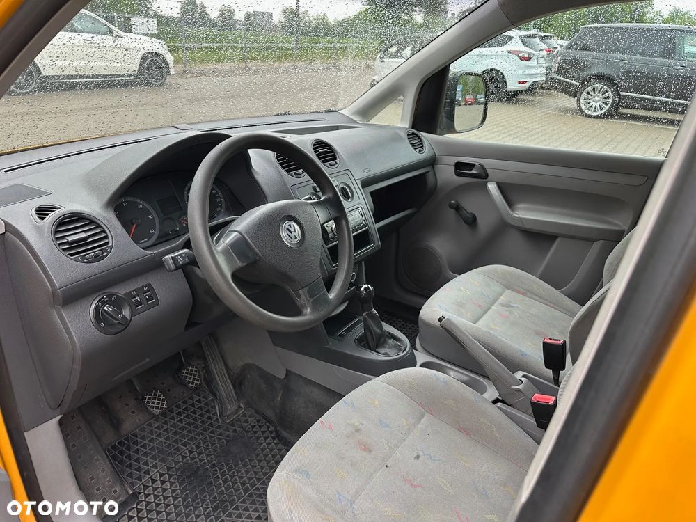 Volkswagen Caddy - 11