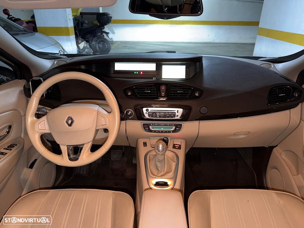 Renault Grand Scénic - 9