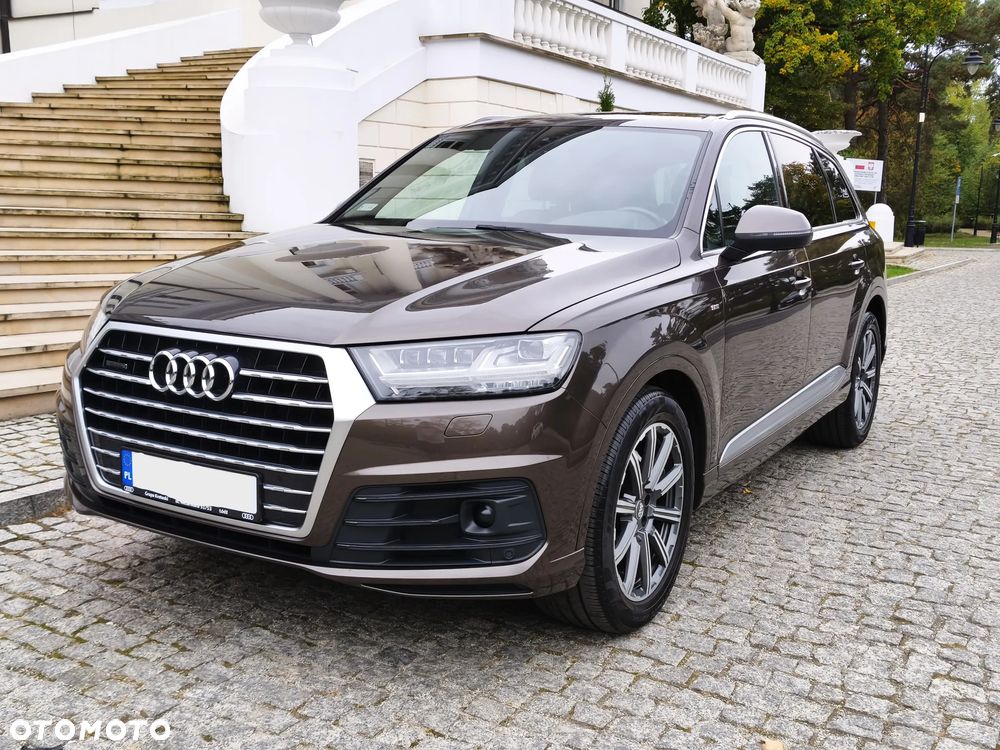Audi Q7 2016 photo 2