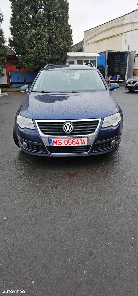 Volkswagen Passat Variant 1.6 TDI BlueMotion Technology Highline - 2