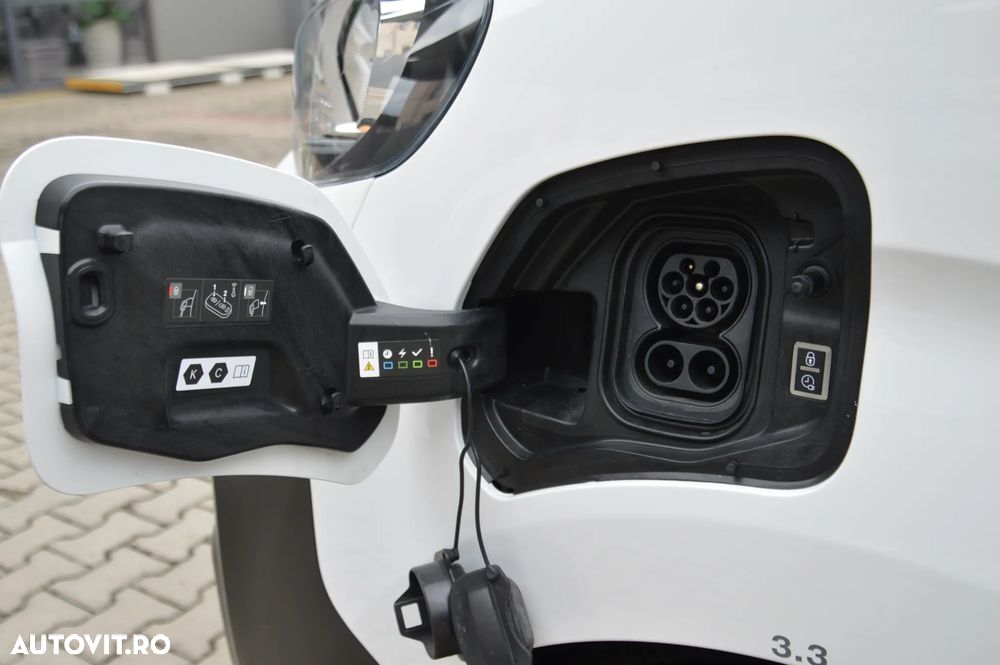 Peugeot E-Expert L3H1 50KW - 33