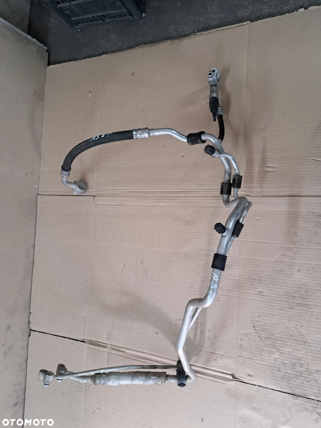 Audi A38P lift przewody klimatyzacji rurki 1K0820741BD - 4