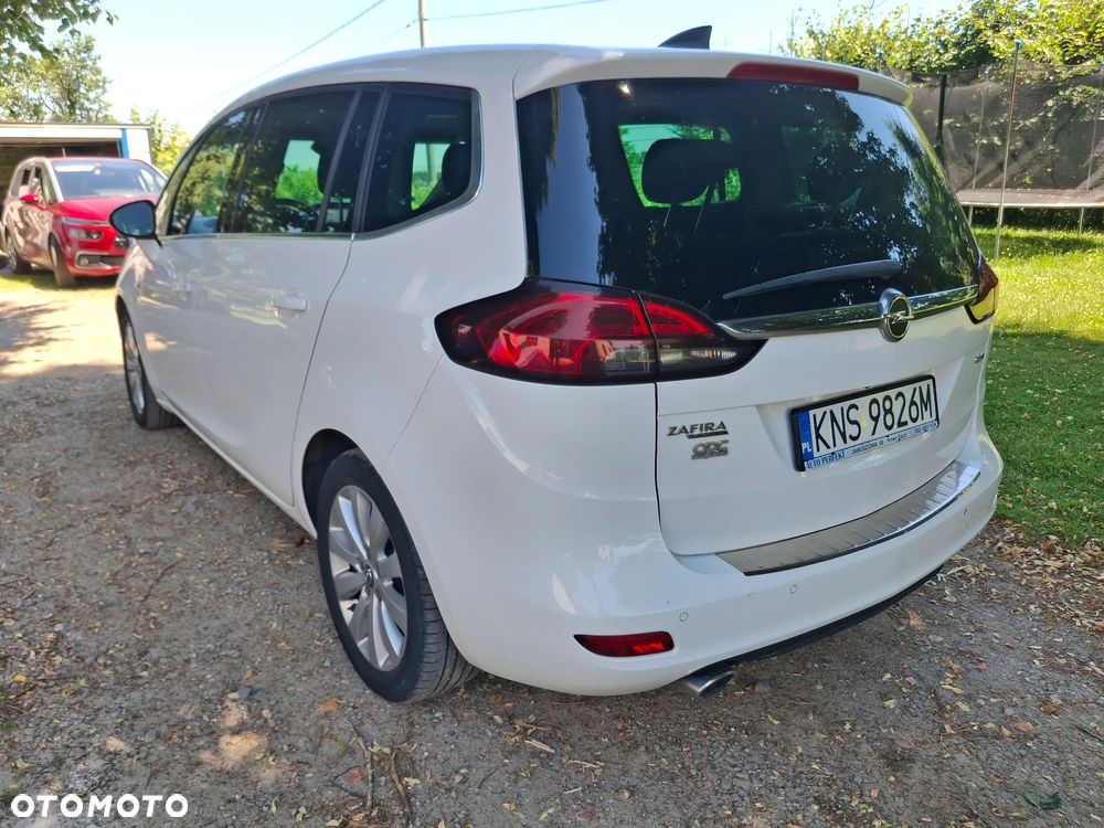 Opel Zafira - 9