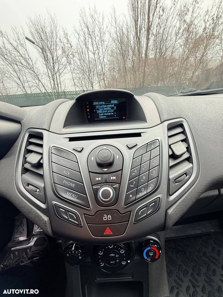 Ford Fiesta - 6