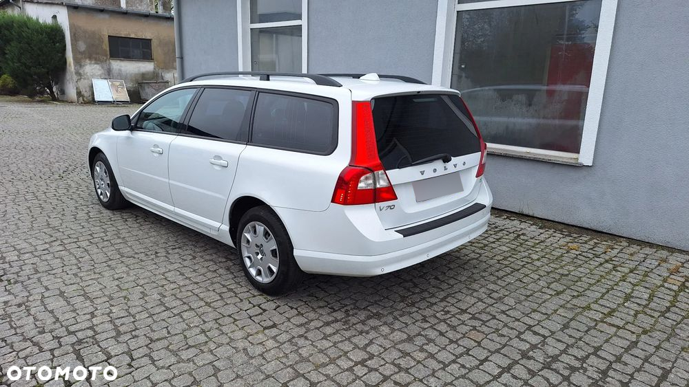 Volvo V70 T4 Momentum - 5