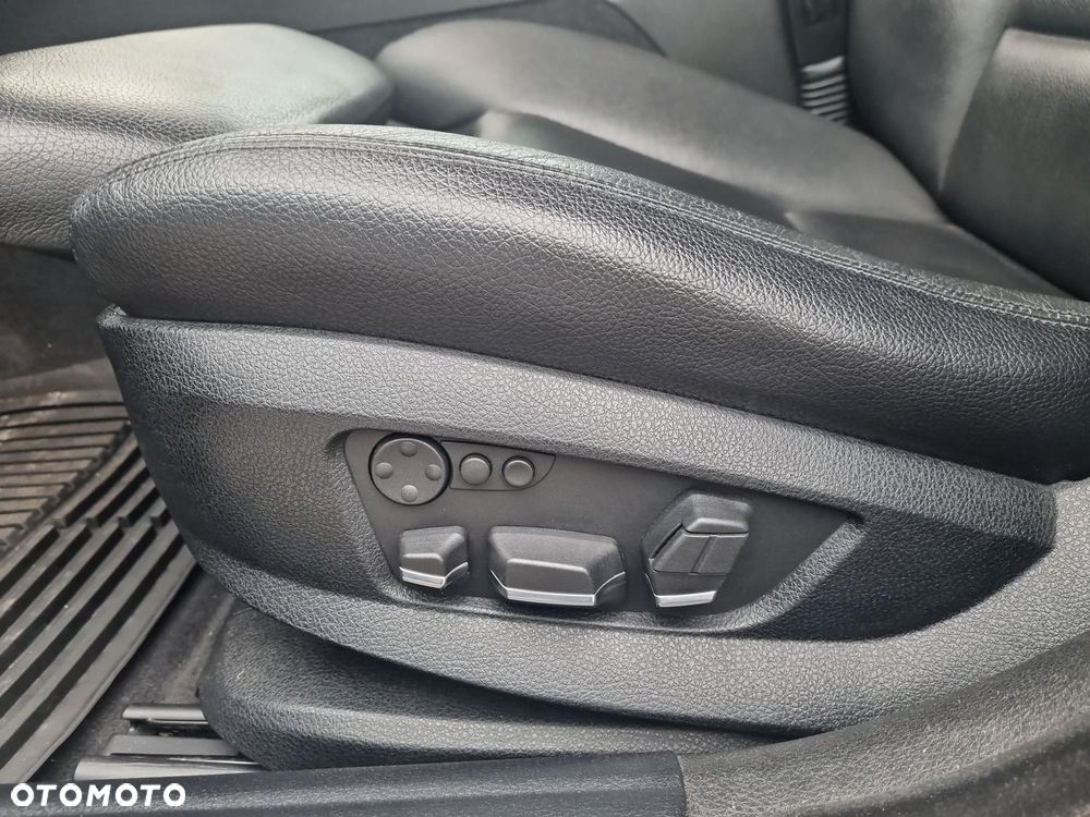 BMW Seria 5 - 24