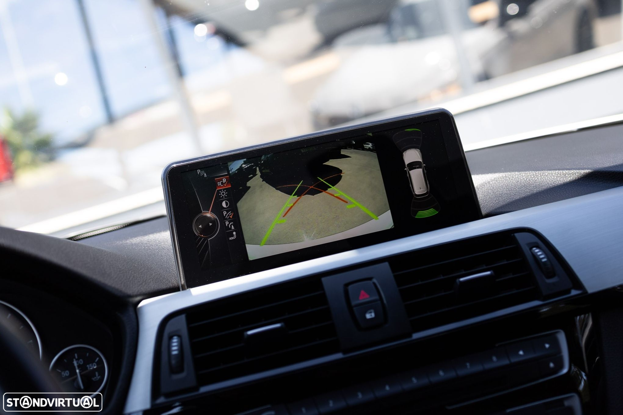 BMW 330 d Touring xDrive Pack M - 26