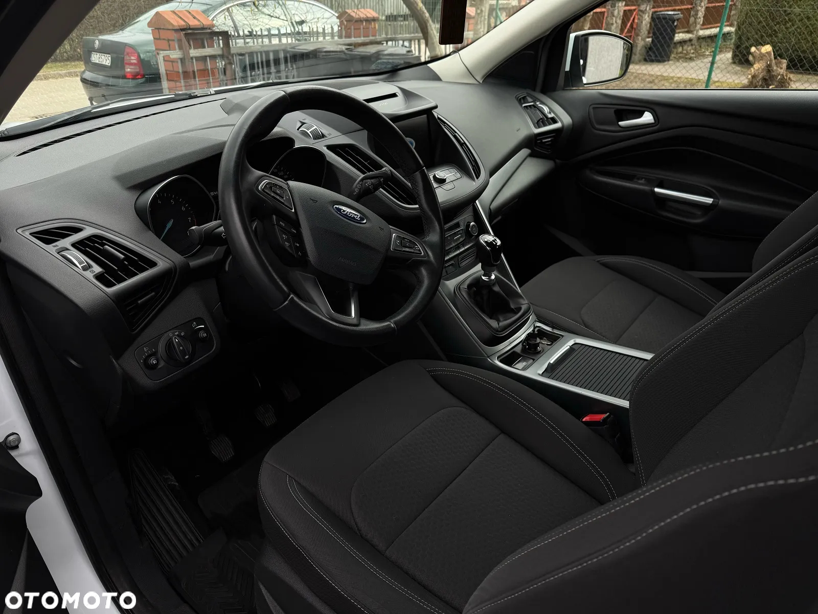 Ford Kuga - 8