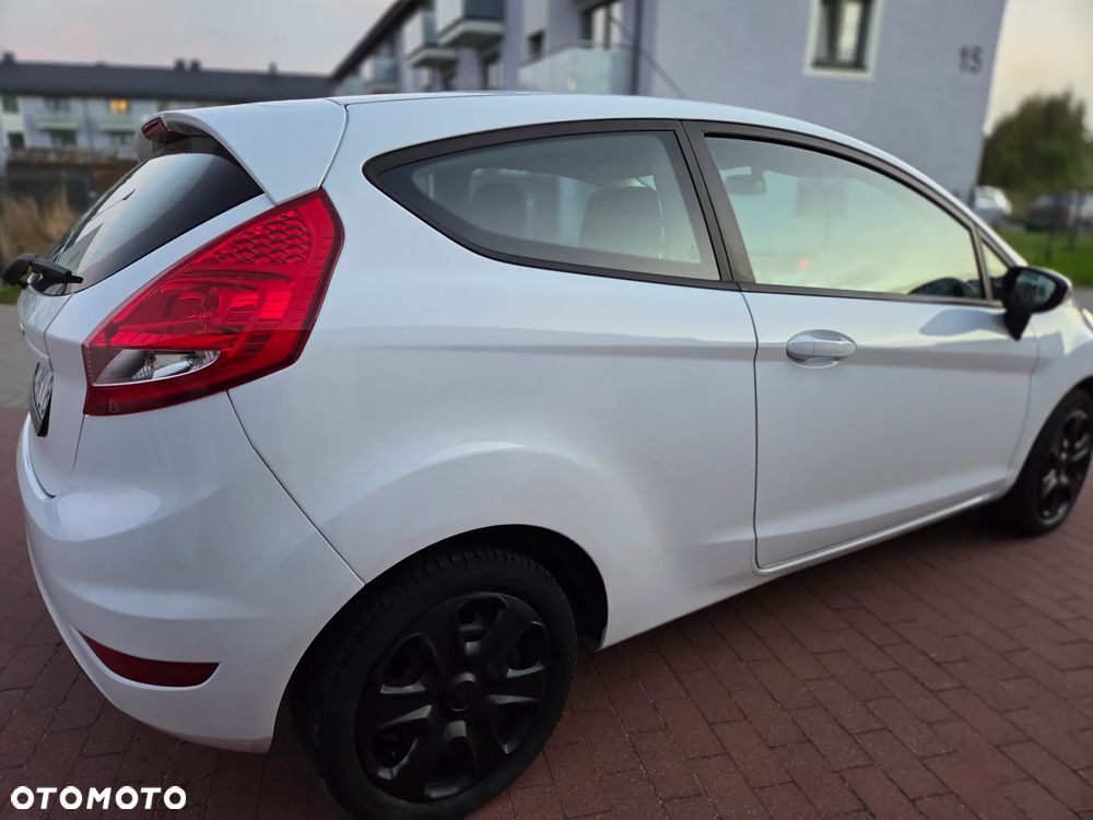 Ford Fiesta 1.25 Champions Edition - 13