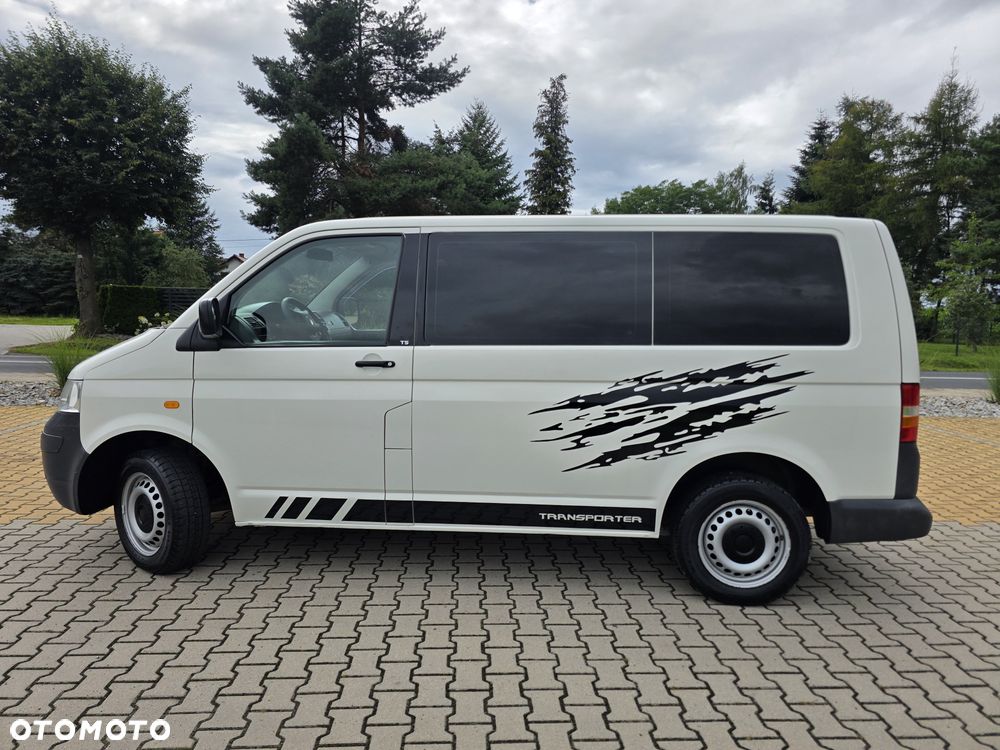 Volkswagen Transporter - 9