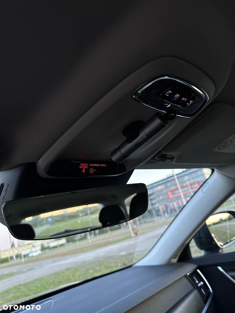Volvo V90 D5 AWD Inscription - 25