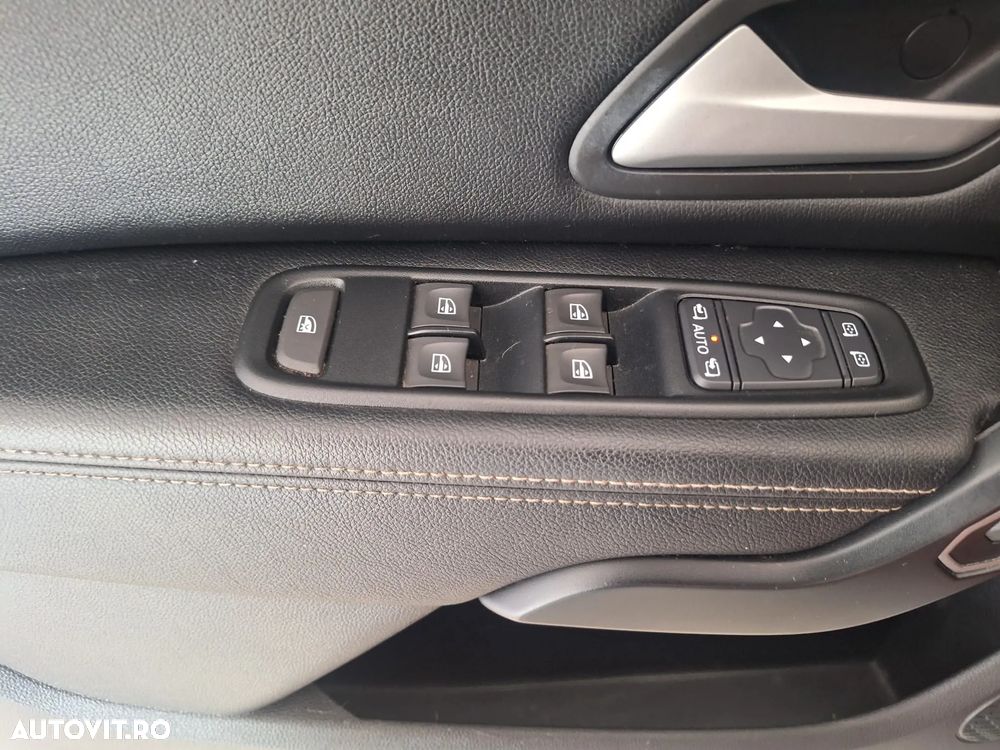 Dacia Duster ECO-G 100 Prestige Plus - 28