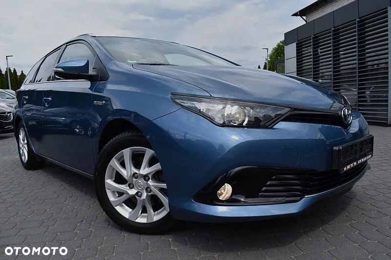 Toyota Auris 1.8 VVT-i Hybrid Automatik Touring Sports Executive - 1