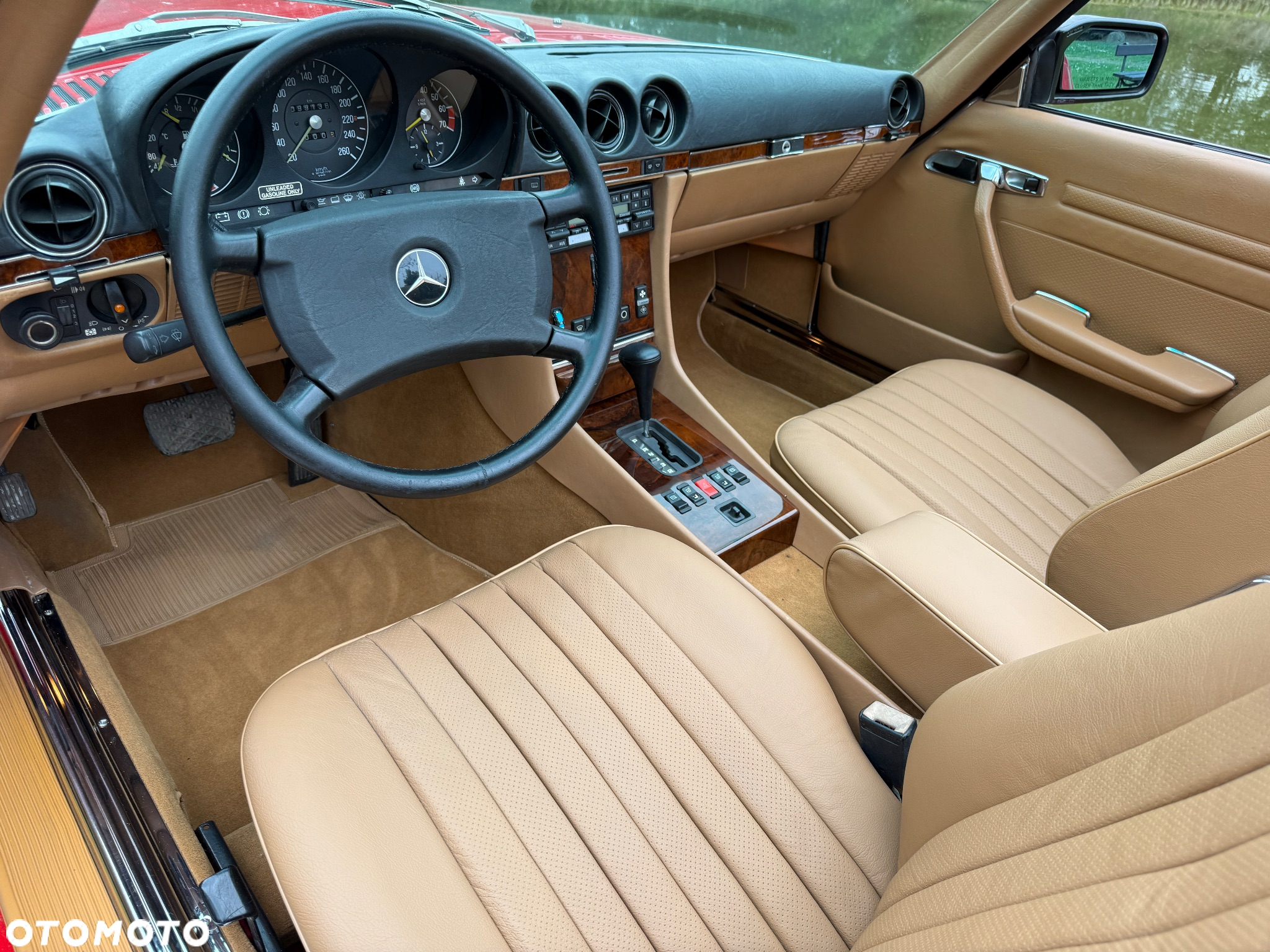 Mercedes-Benz SL - 32