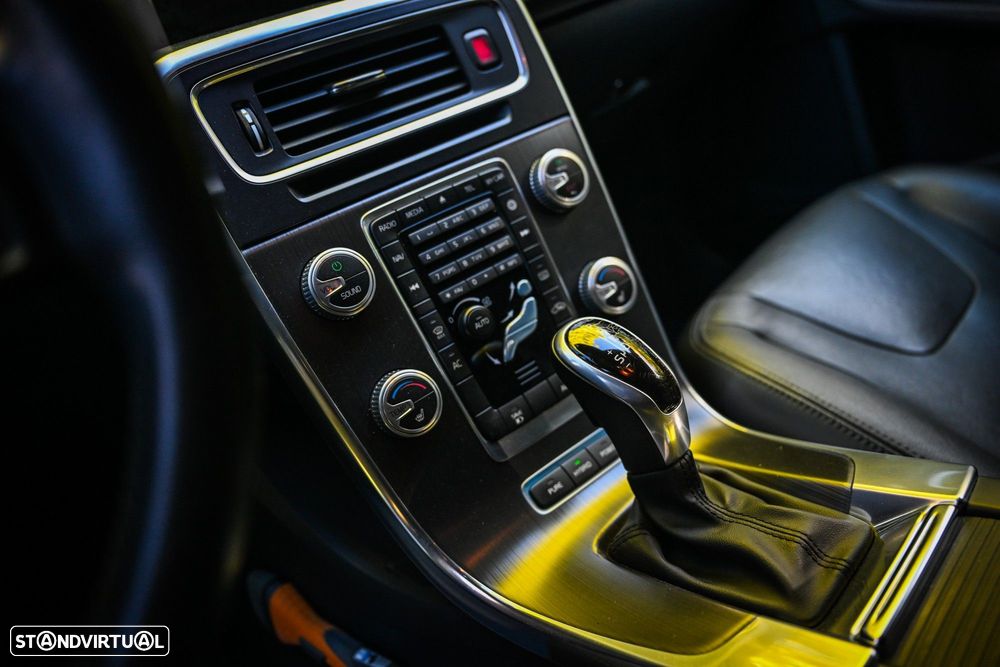 Volvo V60 - 30