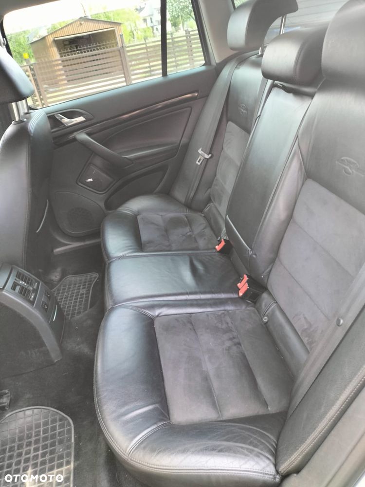 Skoda Octavia 1.8 TSI 4x4 L&K - 13
