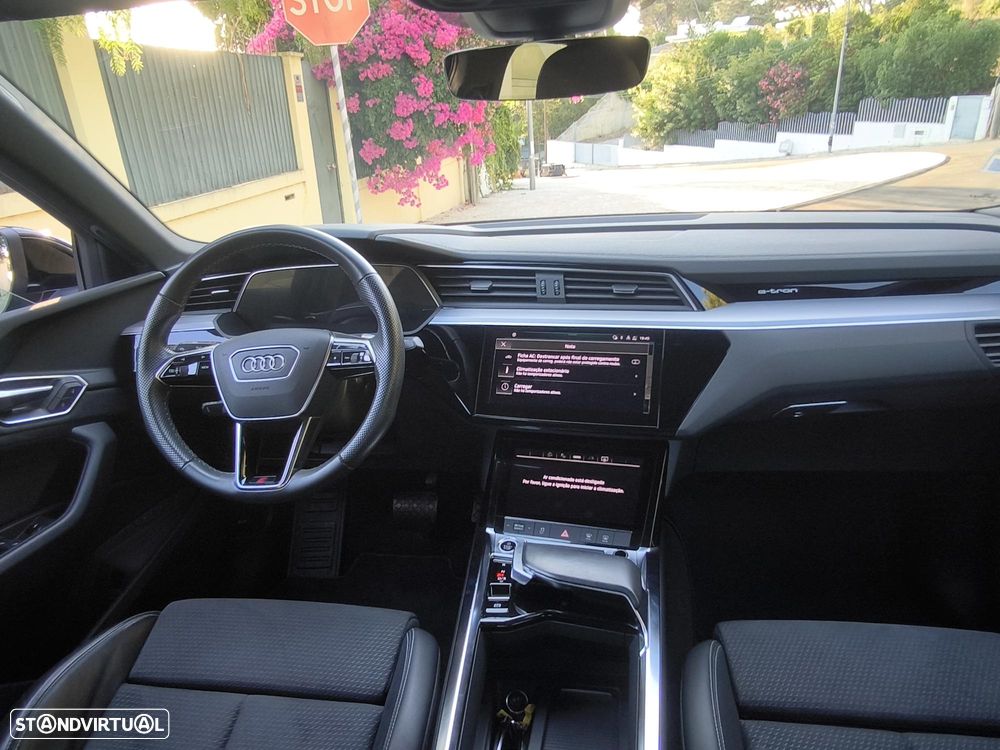 Audi e-tron 55 quattro S line - 17