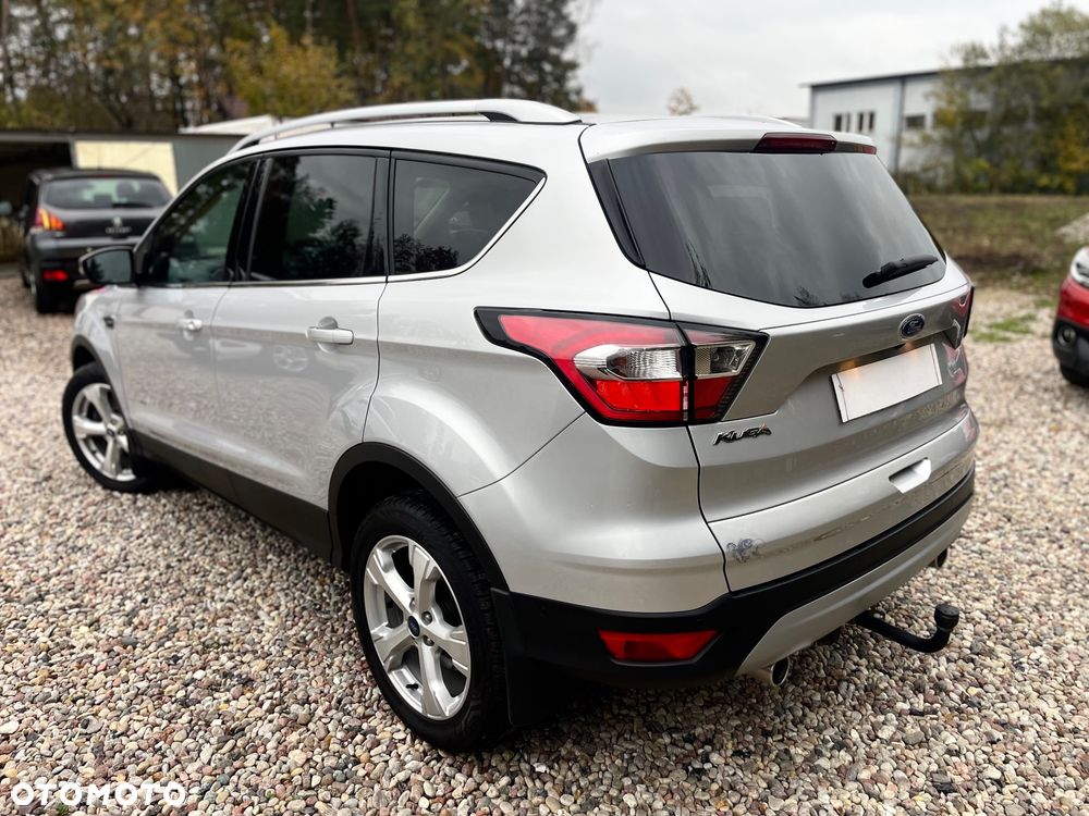 Ford Kuga - 4
