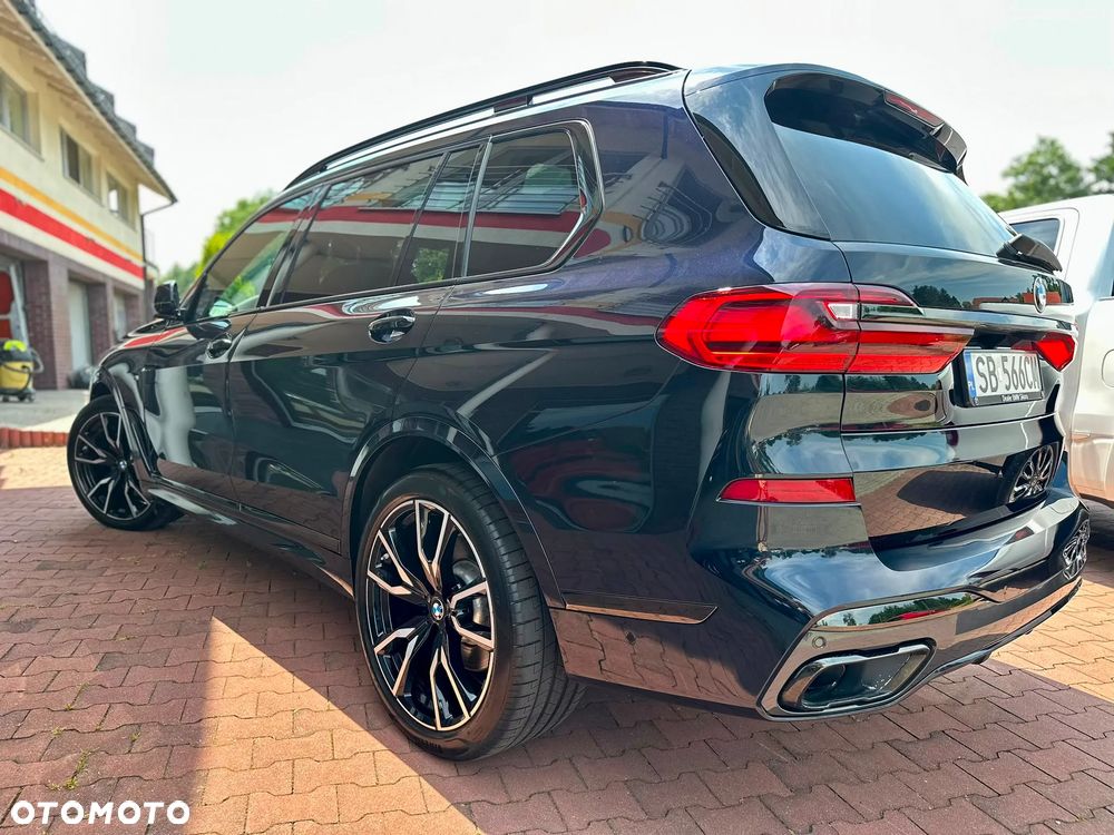 BMW X7 xDrive40d mHEV - 12