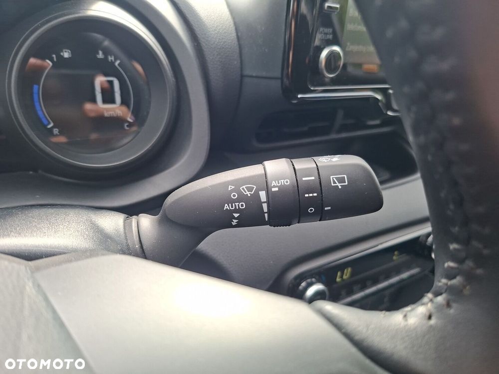 Toyota Yaris Hybrid 1.5 Comfort - 20