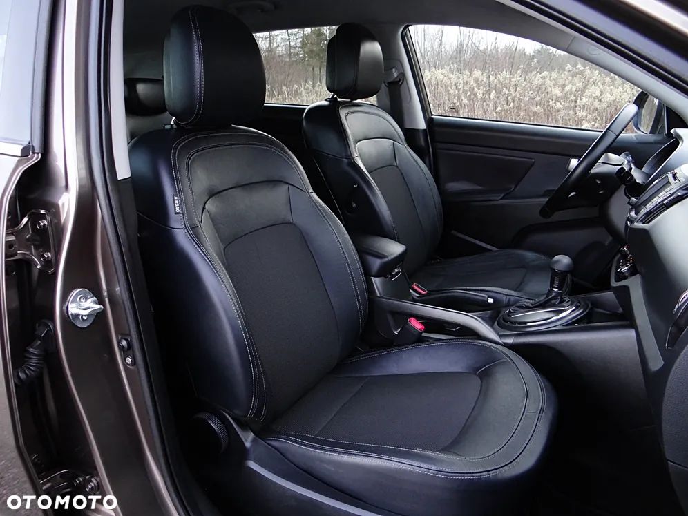 Kia Sportage 2.0 CVVT 2WD Automatik Spirit - 33