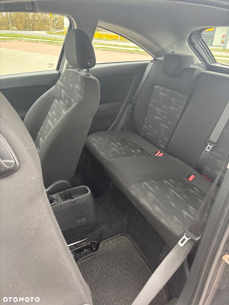 Opel Corsa 1.2 16V Cosmo - 10