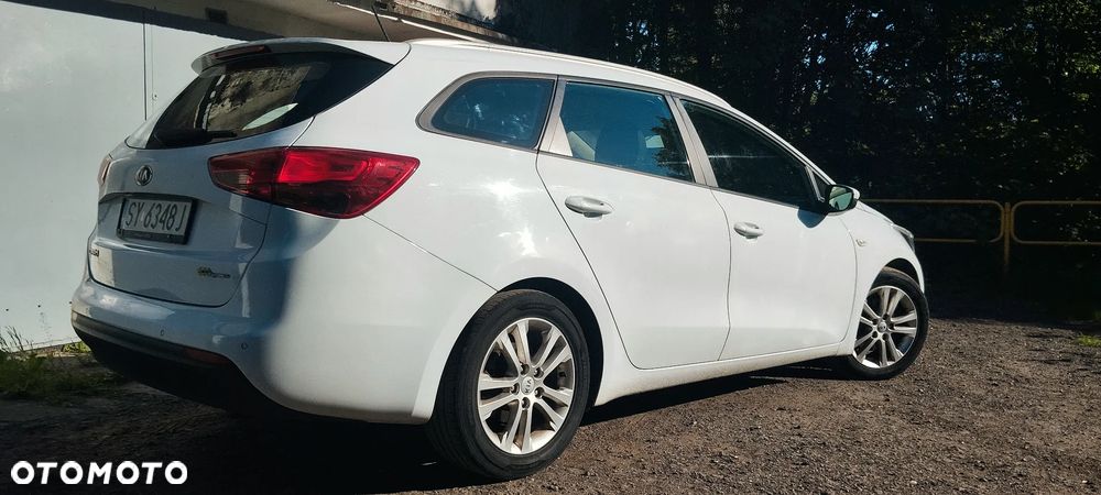 Kia Ceed - 6
