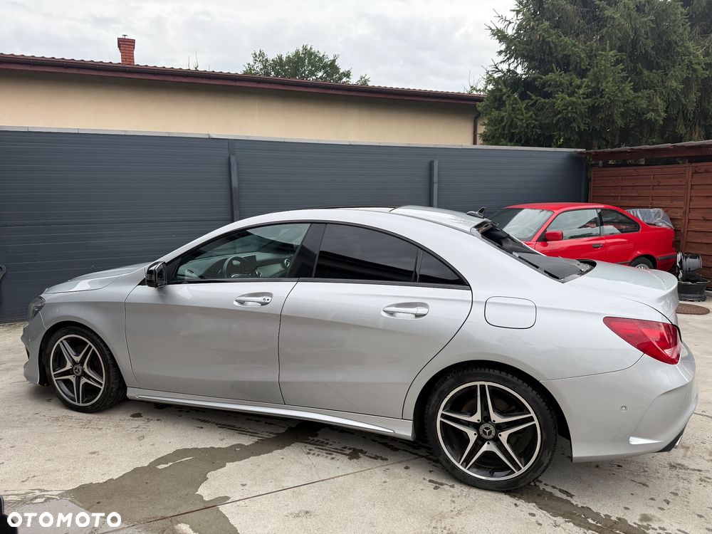 Mercedes-Benz CLA 220 CDI 7G-DCT AMG Line - 21